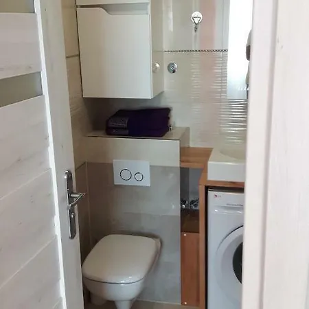Bay Apartment *